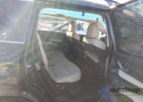 2021 Subaru Ascent Limited z USA, uszkodzony, nr VIN 4S4WMALD2M3448260